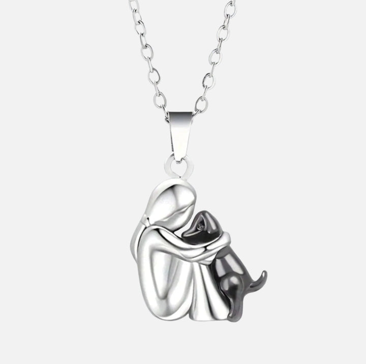 Susan & Liam | Dog Embrace Necklace