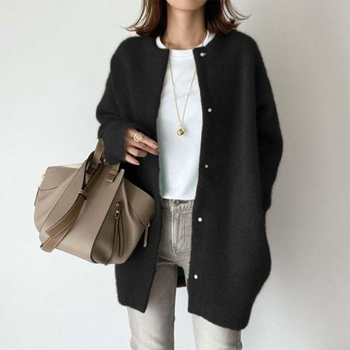 Chloé™ | Cozy Elegant Cardigan