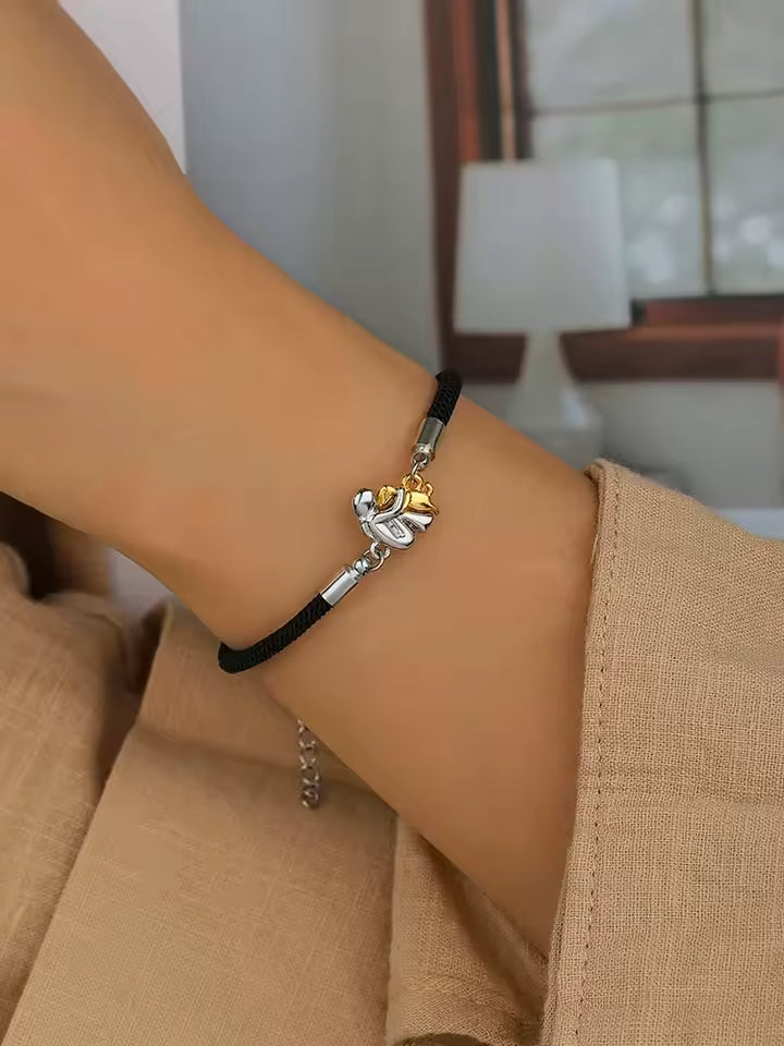 Susan & Liam | Dog Embrace Bracelet